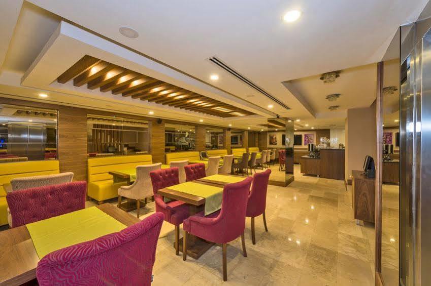 Darkmen Hotel Istanbul Bagian luar foto